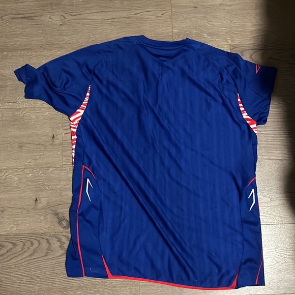 Two Sunderland Umbro jerseys - Picture 5 of 7